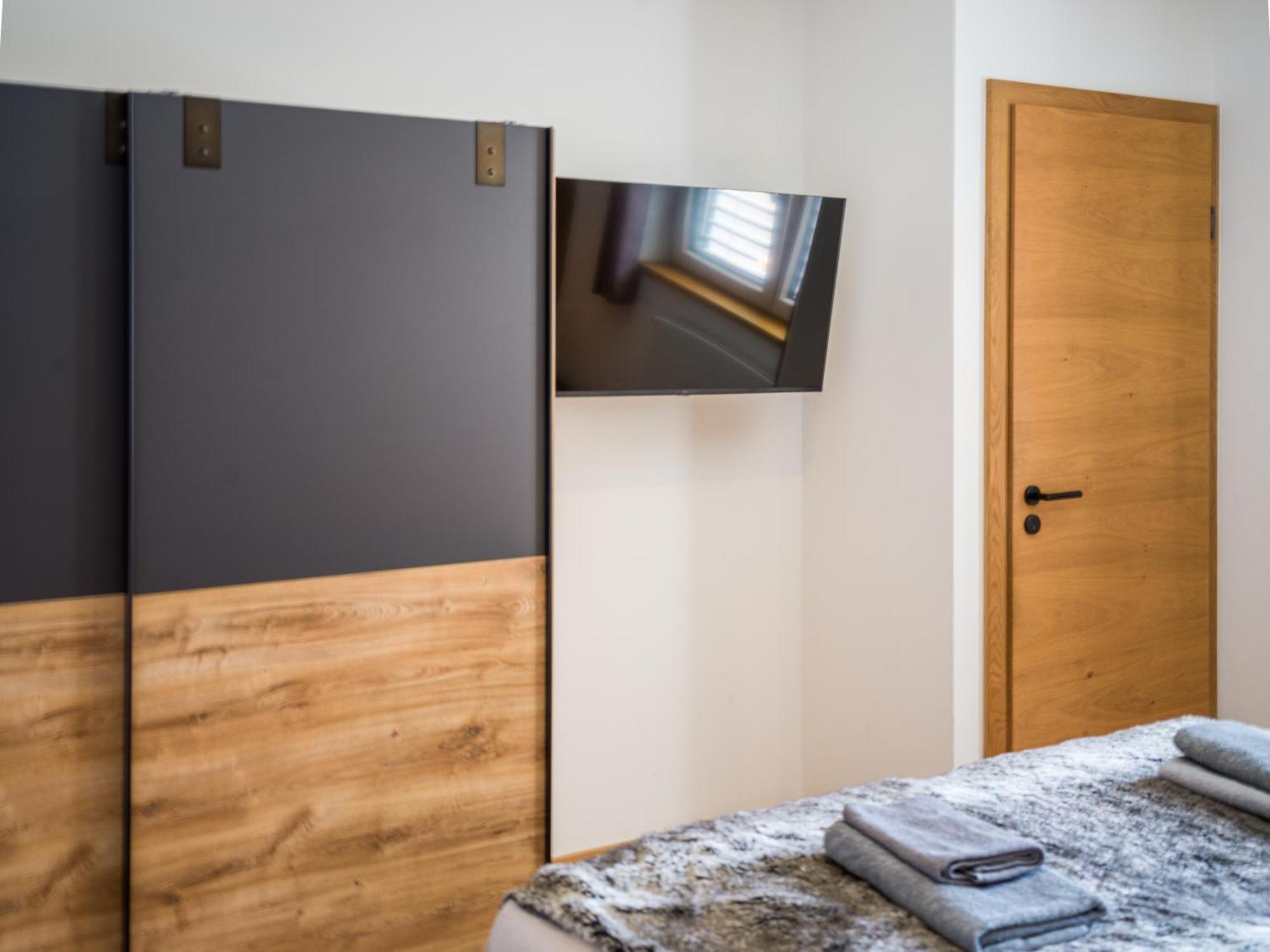 Alte Muehle Loft - Balcony & Car Park By Alpenluxus Appartements Brixlegg Bagian luar foto