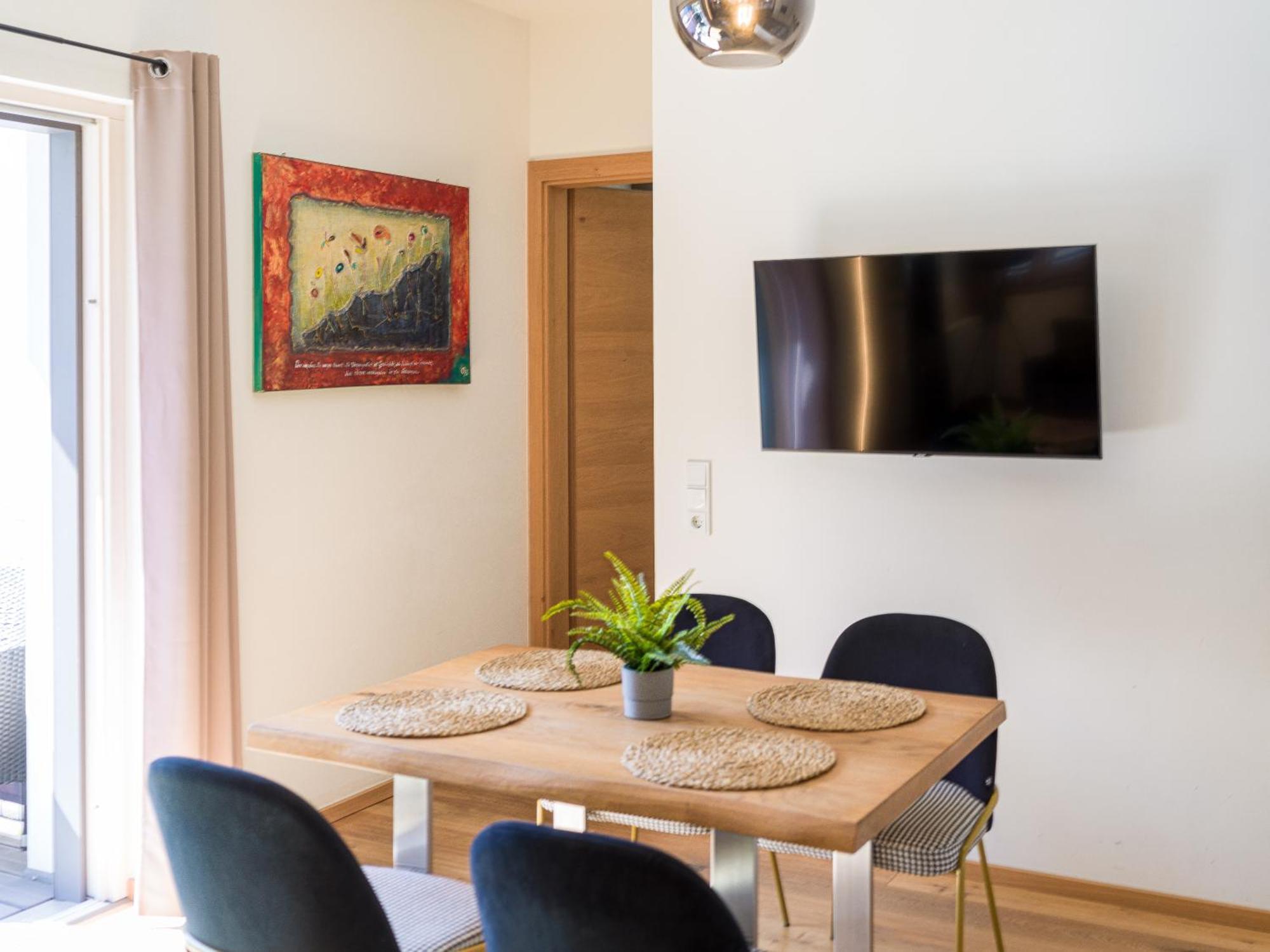 Alte Muehle Loft - Balcony & Car Park By Alpenluxus Appartements Brixlegg Bagian luar foto
