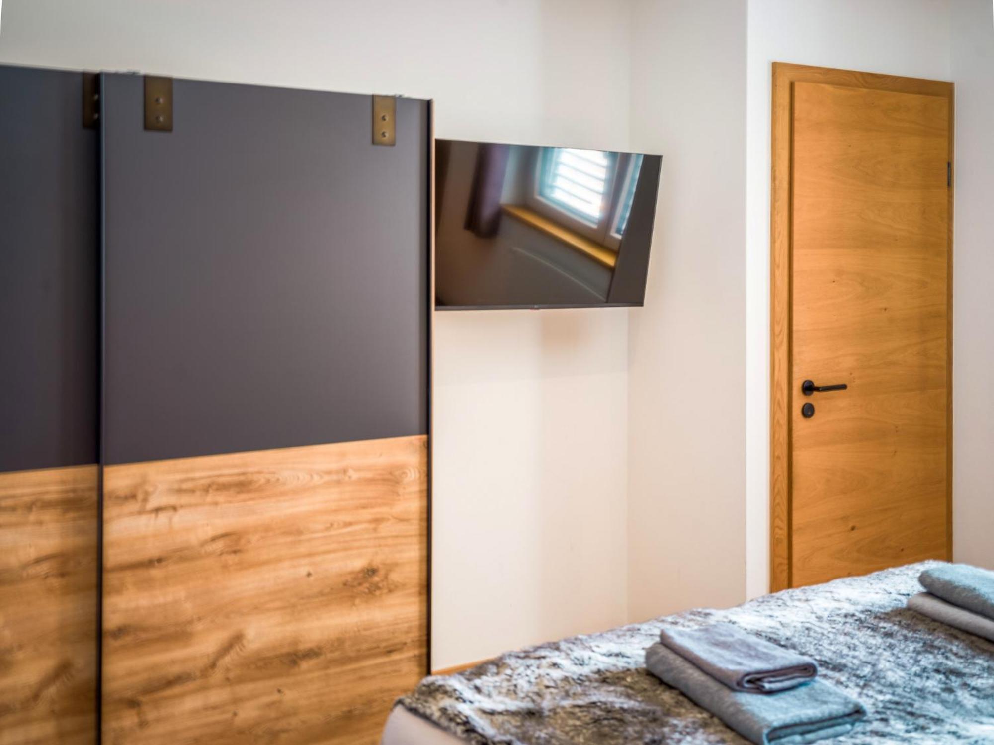 Alte Muehle Loft - Balcony & Car Park By Alpenluxus Appartements Brixlegg Bagian luar foto