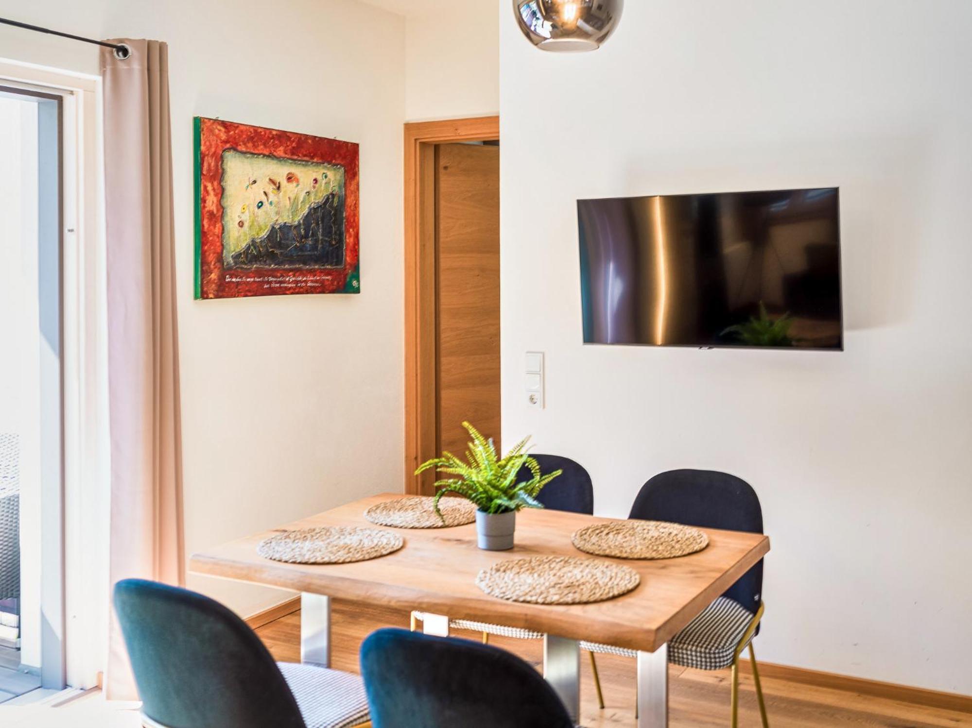 Alte Muehle Loft - Balcony & Car Park By Alpenluxus Appartements Brixlegg Bagian luar foto
